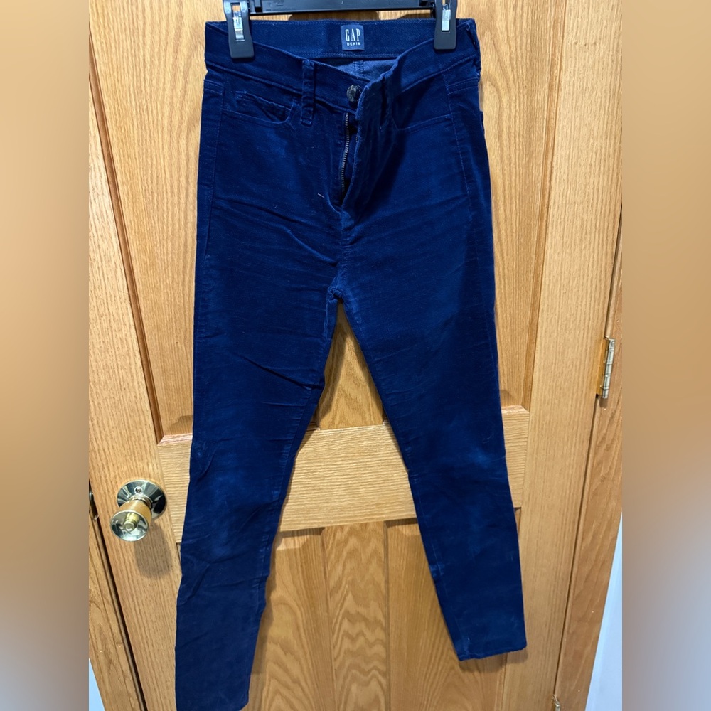 GAP Navy velvet skinny pant